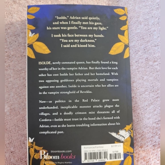 Queen of myth and monsters - Picture 2 of 2